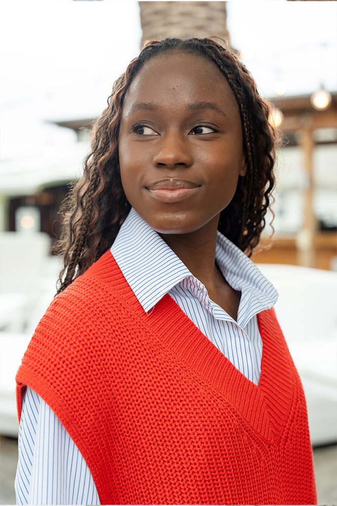 Charlotte Pullover - Scarlet